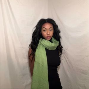 Pashmina Scarf Olive Green 65%
Pashmina 35% Silk Shawl Wrap Light